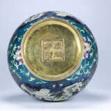 Chinese Qing Dynasty cloisonne bronze bottle - photo 10