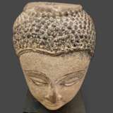 Shakyamuni Buddha head in sandstone Thailand Ayutthaya 17th century Высокотемпературная керамика 17th century г. - фото 4