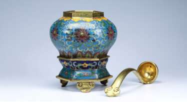 Qing Dynasty cloisonne bronze jar