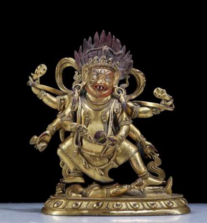 17th century Tibetan Tantric copper gilt Buddha statue - photo 1