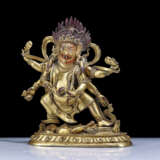17th century Tibetan Tantric copper gilt Buddha statue - фото 2