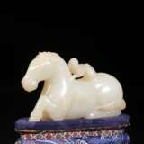 Qing Dynasty Hetian white jade carving monkey riding horse - photo 2
