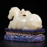 Qing Dynasty Hetian white jade carving monkey riding horse - photo 3