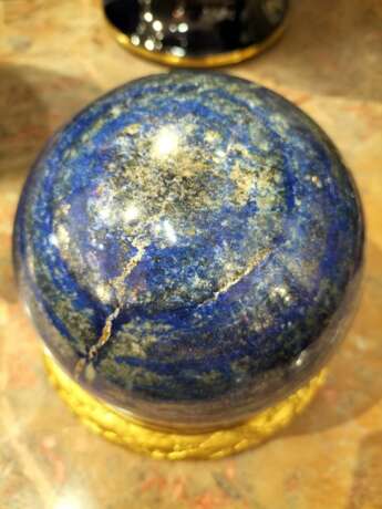 Large Lapis Lazuli Sphere from Afghanistan on a 19th French Gilded Base Bronze Napoleon III 20th century - photo 6