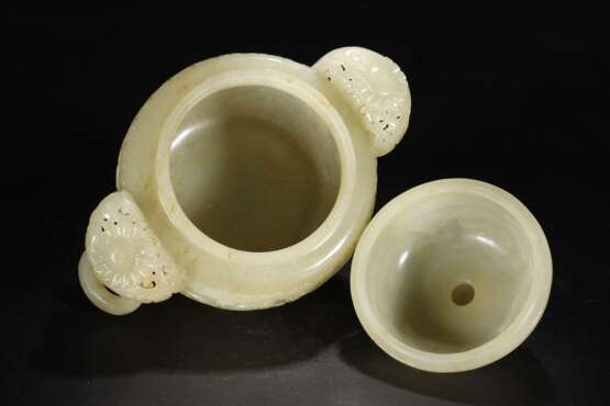 Qing Dynasty Hetian jade carving double ear incense burner - Foto 7