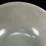 In the Qing Dynasty Hetian jade carved the "good luck" bowl - Foto 9