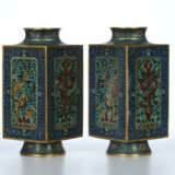 A pair of cloisonne square copper bottles in the Qing Dynasty - фото 8