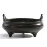 Qing Dynasty bronze three-legged incense burner - photo 2