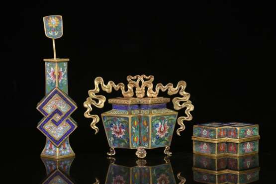 A set of cloisonne Book room kits in the Qing Dynasty - photo 2