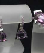 Übersicht. Bijoux en or sertis d&amp;39;am&eacute;thystes et de saphirs roses 