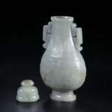 Mingguo Hetian jade Sculpture Lucky beast Binaural Cap bottle - фото 3