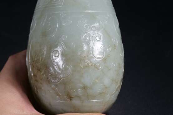 Mingguo Hetian jade Sculpture Lucky beast Binaural Cap bottle - фото 8