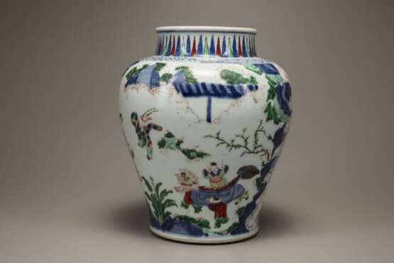 China 17th Century Colored Painting Character painting jar - photo 6