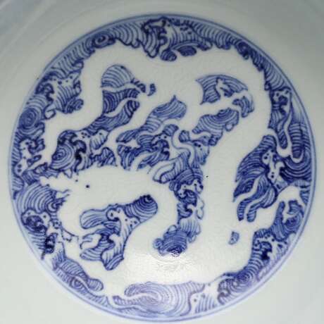 Ming Dynasty blue and white porcelain sea water double dragon bowl - Foto 10