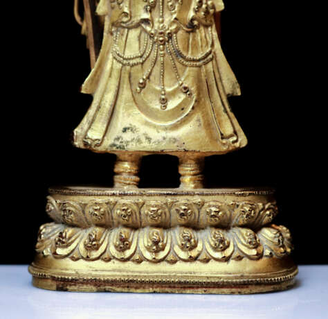 17th century copper gilt Guanyin Bodhisattva statue - photo 6