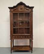 Aperçu. Vitrine ancienne du XIXe si&egrave;cle 