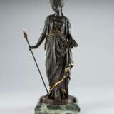 Bronzefigur der griechischen Göttin Hygieia. - фото 1