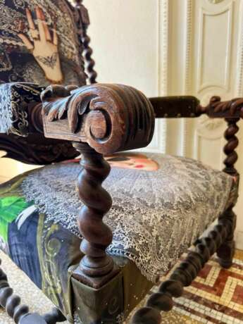 Unique and Large Carved Oak Armchair in Modern Fabric in the Style of Louis XIII Oak and fabric Louis XIII - Renaissance 19th century г. - фото 3