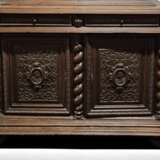 French Renaissance Revival Carved Oak Buffet &agrave; Deux Corps 19 Century Wood 19th century - photo 5