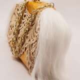 Decorative interior sculpture lady's bag Kunstpelz Handarbeit Neo-Pop Декоратиивно-прикладное искусство Russland 2025 - Foto 2
