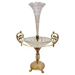 Baccarat Cut Crystal Centerpiece Mounted on Chiseled Gilt Bronze, 19th Century