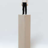 Stephan Balkenhol. Mann mit schwarzer Hose - Foto 2