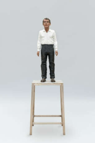 Stephan Balkenhol. Mann mit schwarzer Hose auf SockelStephan Balkenhol. Man with black trousers on a plinth - фото 1