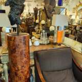 Large Art Deco Column Stand In Amboyna Burl 1940 Bois laqué 20th century - photo 9