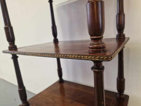 Antique etagere Acajou At the turn of the 15th - 16th century - photo 5