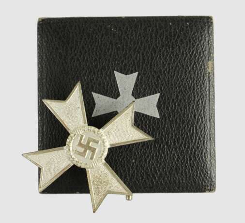 Kriegsverdienstkreuz 1939, - photo 1