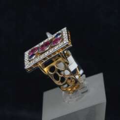 Bague en or avec diamants, rubis, saphir 