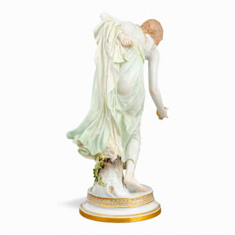 Meissen, ''Kugelspielerin'', design by Walter Schott, 1897 - photo 3