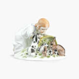 Meissen Girl with Rabbit - фото 9