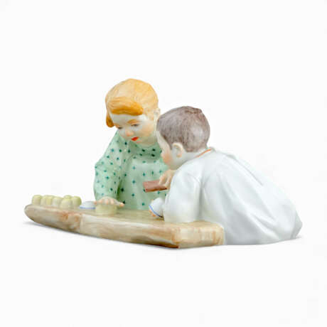 Meissen two Hentschel children baking sand cake - photo 1