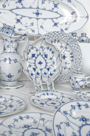 Royal Copenhagen service pieces Musselmalet - photo 6 Royal Copenhagen service pieces Musselmalet - photo 6