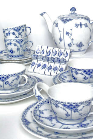 Royal Copenhagen "Musselmalet Halbspitze" und "Musselmalet Vollspitze" - фото 4 Royal Copenhagen "Musselmalet Halbspitze" und "Musselmalet Vollspitze" - фото 4