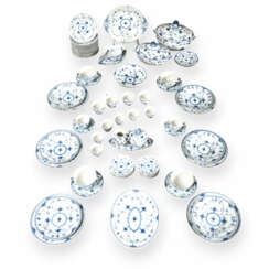 Royal Copenhagen, Musselmalet, dinner and coffee service