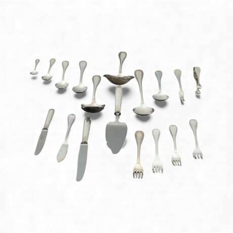 Christofle flatware set ''Malmaison'' for 12 persons - photo 1 Christofle flatware set ''Malmaison'' for 12 persons - photo 1