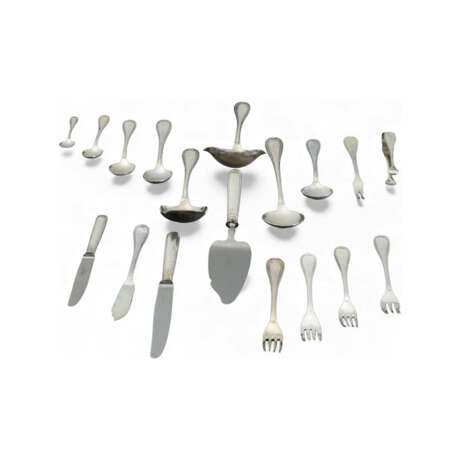 Christofle flatware set ''Malmaison'' for 12 persons - photo 5 Christofle flatware set ''Malmaison'' for 12 persons - photo 5