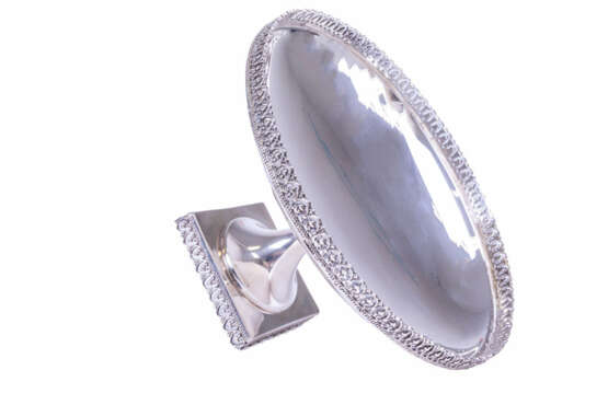 Silver centrepiece - photo 3 Silver centrepiece - photo 3