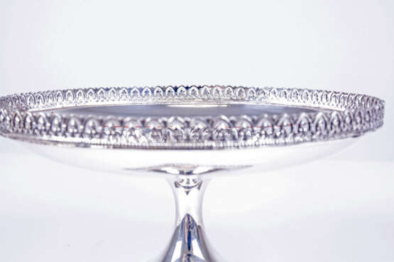 Silver centrepiece - photo 4 Silver centrepiece - photo 4