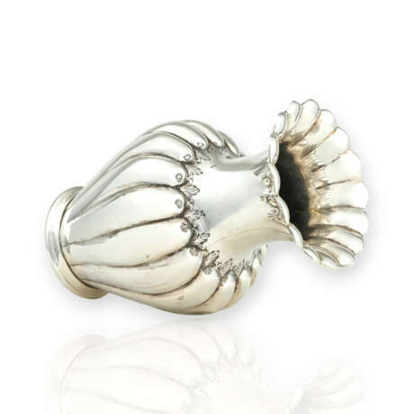 Silver vase - photo 1 Silver vase - photo 1