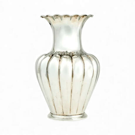 Silver vase - photo 5 Silver vase - photo 5