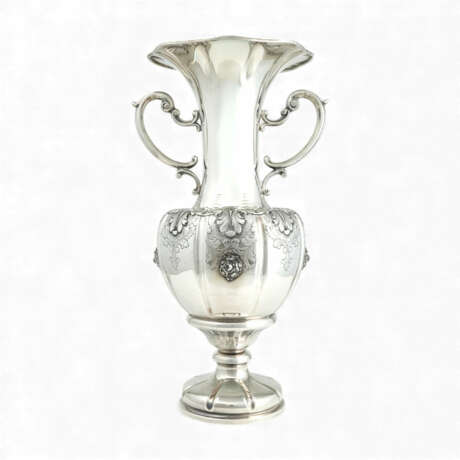 Magnificent silver vase with handles - photo 1 Magnificent silver vase with handles - photo 1