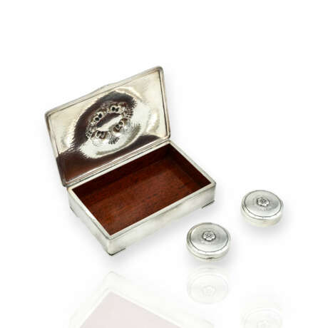 Museum-quality Art Nouveau casket and two pill boxes - photo 2