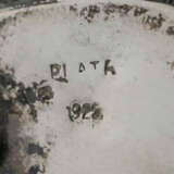 Two Empire-style table clocks - фото 9