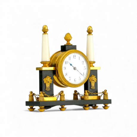 Miniature cylinder clock in the Empire style - фото 5 Miniature cylinder clock in the Empire style - фото 5