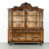 Bombé display cabinet - фото 1