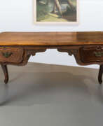 Möbel. Historismus Schreibtisch