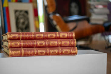 The finest paintings of the Royal Gallery in Dresden in photographic reproductions